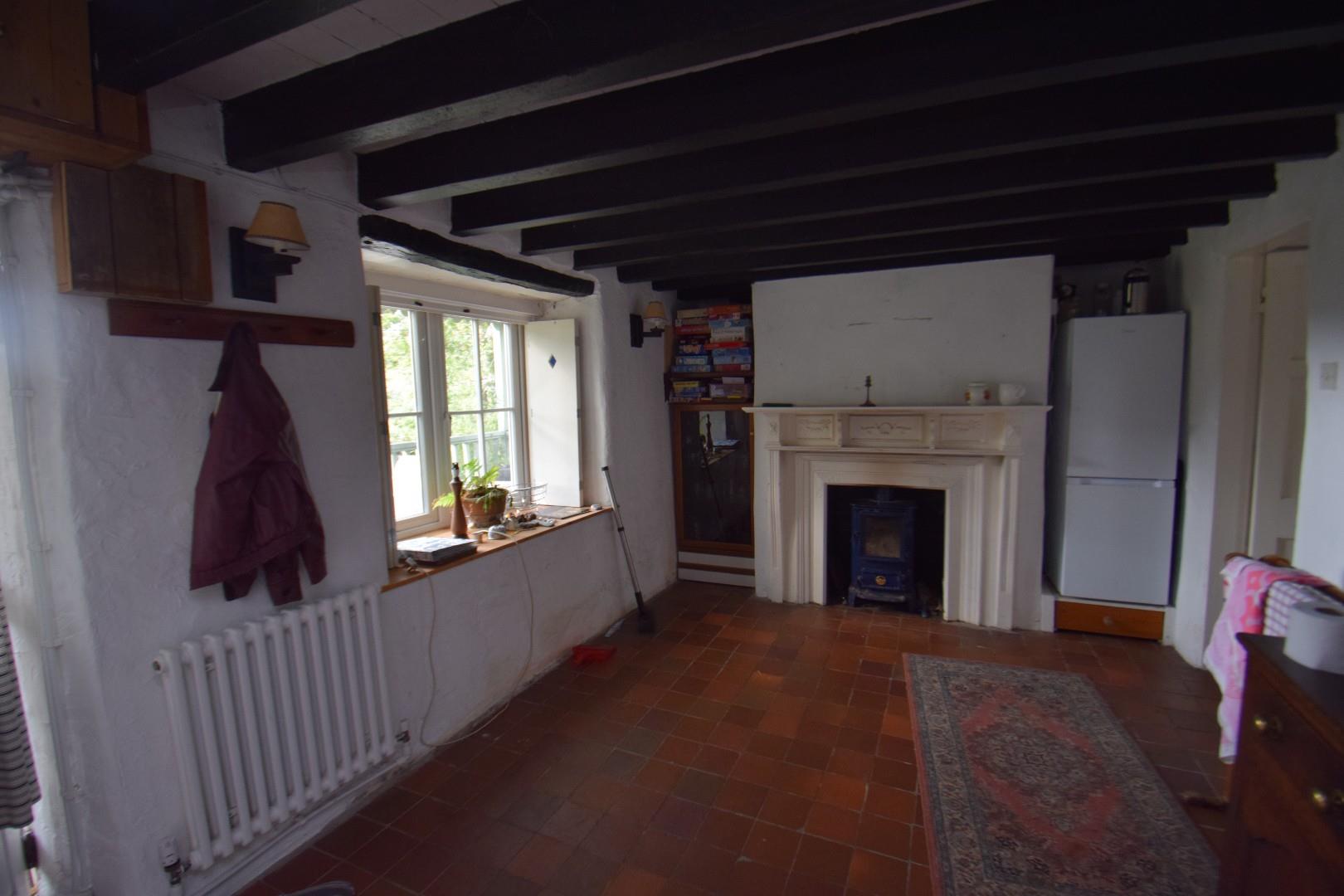 Ty Nesaf - Dining Room.JPG